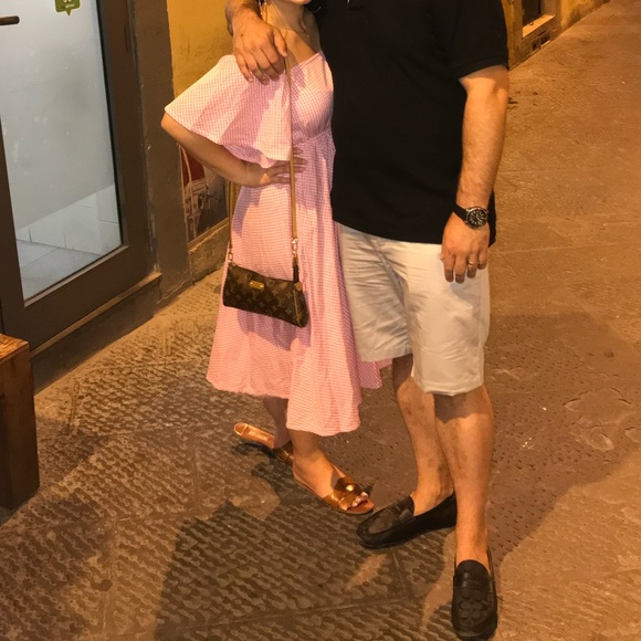 Luxe by Stylekeepers Off the Shoulder Dress - Picture 3 of 9